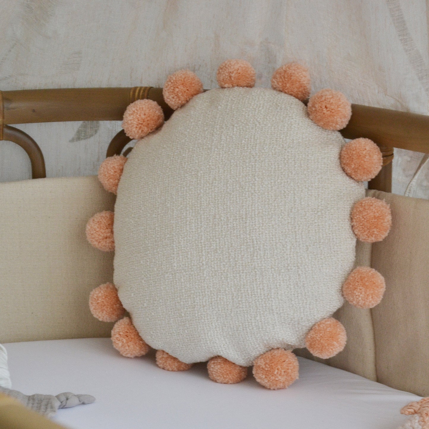 Round Pom-Pom Cushion
