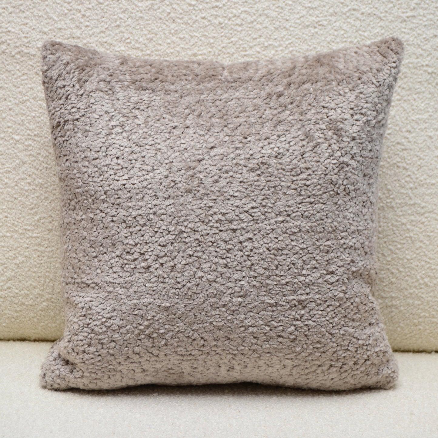 The Simple Cushions